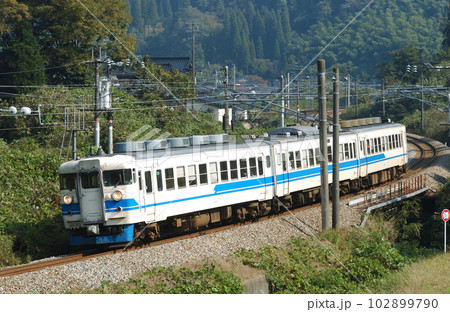 北陸本線　石動ー倶利伽羅　JR西日本　475系　A11編成（金沢） 102899790