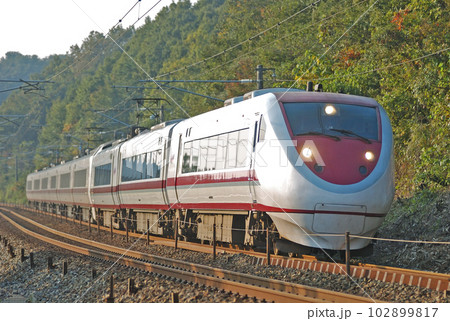 北陸本線 津幡ー倶利伽羅 北越急行 681系 N11+N01編成 はくたか 北陸本線 津幡ー倶利伽羅 北越急行 681系 N11+N01編成 はくたか 102899817