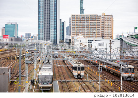 【関西本線】名古屋駅を出発した特急南紀3号 102913014