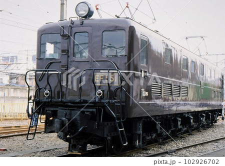 平成6年 電気機関車EF55 後ろ姿 記録写真 大宮工場 東北本線 埼玉県  平成6年 電気機関車EF55 後ろ姿 記録写真 大宮工場 東北本線 埼玉県  102926702