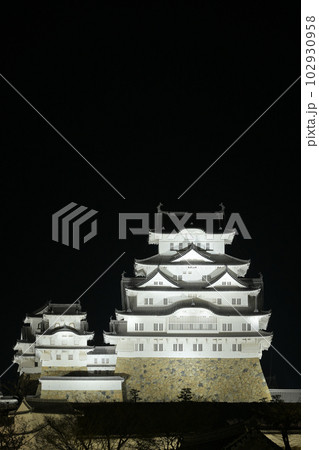 姫路城 102930958