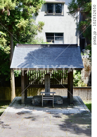 親鸞聖人荼毘所（大谷本廟(西大谷) 飛び地／京都市東山区五条橋6） 102932650