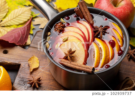 Hot mulled wine 102939737