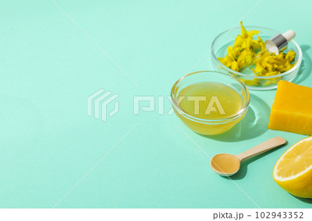 Concept of face and skin care supplies - Honey cosmetic 102943352