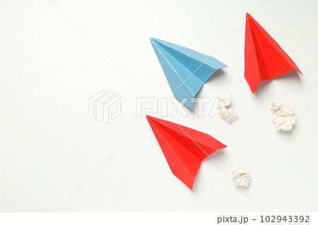 Business, startup and sponsorship concept with paper planes on white background 102943392