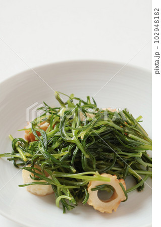 おかひじきとちくわの和え物（手料理） 102948182