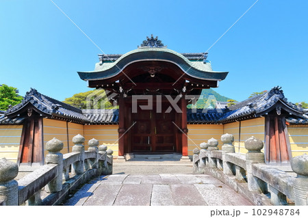 【香川県】四国霊場「第75番札所」総本山善通寺(勅使門) 【香川県】四国霊場「第75番札所」総本山善通寺(勅使門) 102948784