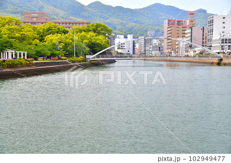 アルバカーキ橋/佐世保川周辺を望む(長崎県佐世保市)【2023.5】 アルバカーキ橋/佐世保川周辺を望む(長崎県佐世保市)【2023.5】 102949477