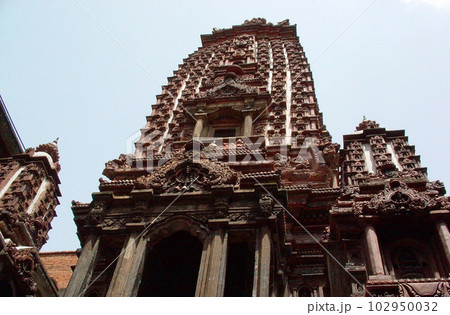 ネパール パタン マハボーダ寺院 ネパール パタン マハボーダ寺院 102950032