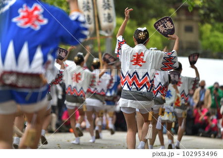 阿波踊り 春の祭典「徳島城 阿波踊り」 有名連 女性のハッピ踊り 阿波踊り 春の祭典「徳島城 阿波踊り」 有名連 女性のハッピ踊り 102953496