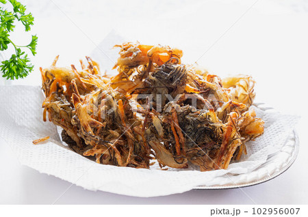 沖縄料理　もずくの天ぷら 102956007