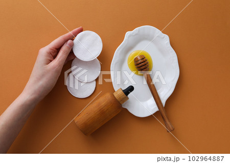 Concept of face and skin care supplies - Honey cosmetic 102964887