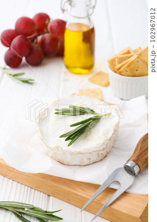 Concept of delicious French food - Camembert cheese Concept of delicious French food - Camembert cheese 102967012
