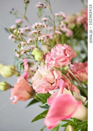Bouquet 001. Finished flower arrangement in a vase for home. Flowers bunch, set for interior. Fresh cut flowers for decoration home. European floral shop. Delivery fresh cut flower. Bouquet 001. Finished flower arrangement in a vase for home. Flowers bunch, set for interior. Fresh cut flowers for decoration home. European floral shop. Delivery fresh cut flower. 102968418