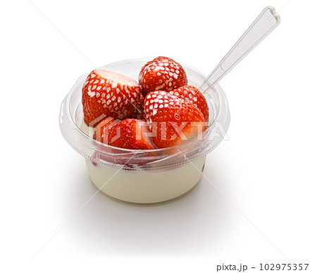 ストロベリー&クリーム 102975357