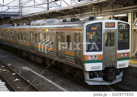 両毛線211系（6両編成：小山⇔高崎） 102977850