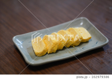 だし巻き卵 だし巻き卵 102979386