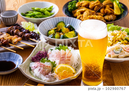 居酒屋の生ビールと料理 居酒屋の生ビールと料理 102980767
