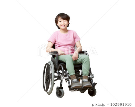 車いすと少年u 102991910