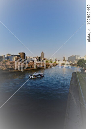 大阪中之島散歩　渡辺橋から天満橋へ 102992449