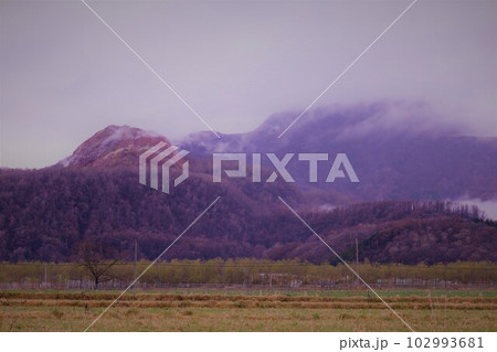 早春の北海道 有珠山と昭和新山をめぐる旅 早春の北海道 有珠山と昭和新山をめぐる旅 102993681