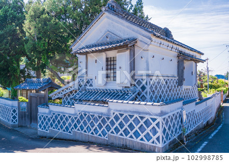 （静岡県松崎町）なまこ壁の通り・建物 102998785