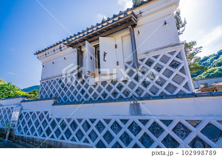 （静岡県松崎町）なまこ壁の通り・建物 102998789