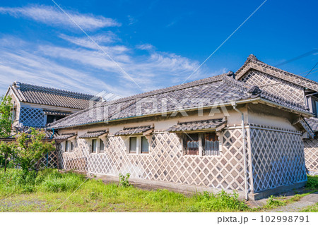 （静岡県松崎町）なまこ壁の通り・建物 102998791