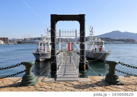 北九州市、若松南海岸通り界隈の風景 北九州市、若松南海岸通り界隈の風景 103008620
