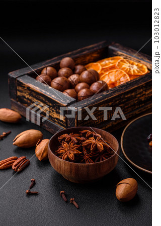 Roasted pecans and macadamia nuts, dried tangerine, dried berries 103012823