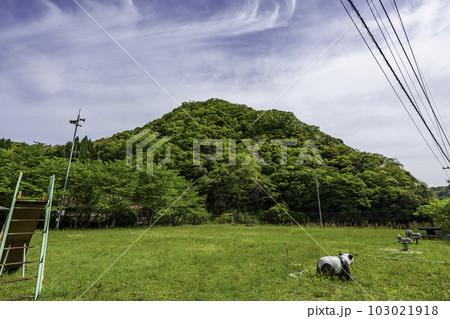 須谷地区農村公園からの熊野城跡 島根県松江市 須谷地区農村公園からの熊野城跡 島根県松江市 103021918