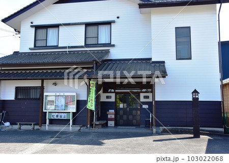 島田市　川越街道の河原町公会堂 103022068
