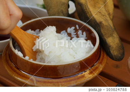 釜でご飯 七輪 BBQ 白米 アウトドア 炊きたて 釜でご飯 七輪 BBQ 白米 アウトドア 炊きたて 103024788