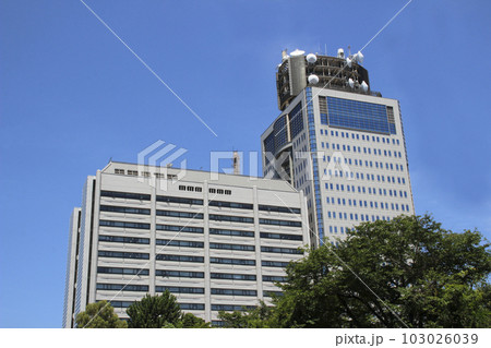 静岡県庁東館(左)・静岡県警察本部(右)/静岡県静岡市葵区追手町 静岡県庁東館(左)・静岡県警察本部(右)/静岡県静岡市葵区追手町 103026039