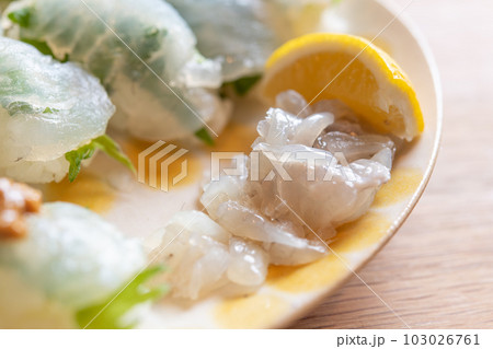 寒平目のエンガワと握り 寒平目のエンガワと握り 103026761