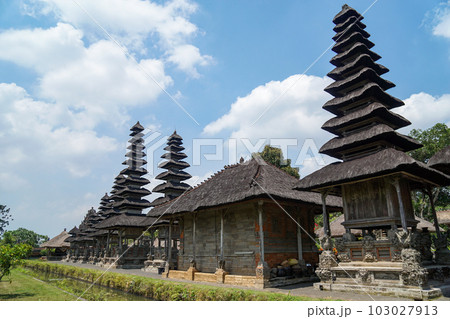 美しい建造物が目を惹くタマンアユン寺院 美しい建造物が目を惹くタマンアユン寺院 103027913