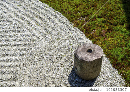 東福寺本坊庭園　八相の庭　東庭 103028307
