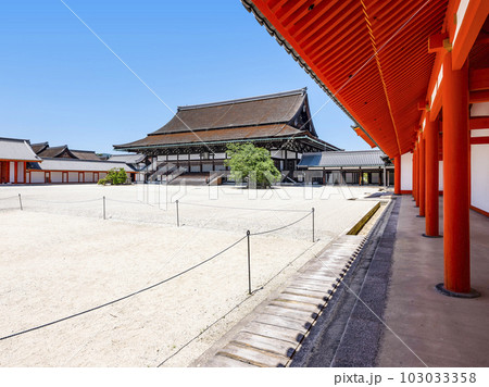 京都御所（2023年春）紫宸殿 103033358