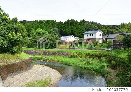 鹿児島県南九州市知覧の武家屋敷と周辺の風景 103037776