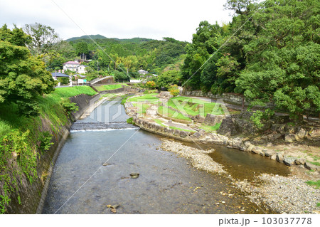鹿児島県南九州市知覧の武家屋敷と周辺の風景 103037778