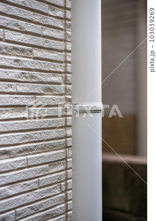 一戸建て住宅の雨どい 一戸建て住宅の雨どい 103039269