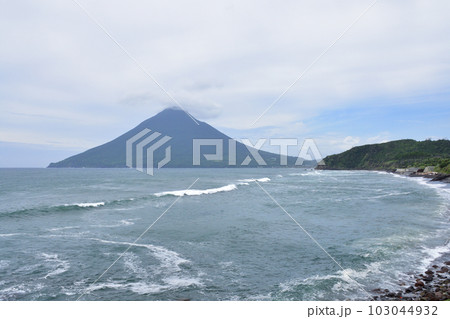 鹿児島県指宿市長崎鼻とその周辺の風景 103044932