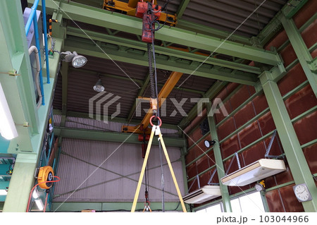 天井クレーン 103044966