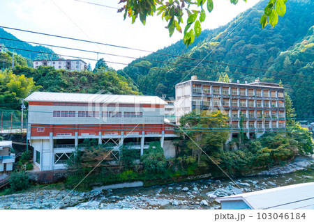 【廃校】つるぎ町立古見小学校・一宇中学校4　徳島県美馬郡つるぎ町 103046184