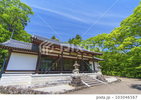 長谷寺奥の院　陀羅尼堂（奈良県桜井市初瀬） 103046567