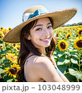 AI生成美女・ひまわり畑で振り返る麦わら帽子の女性 103048999