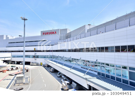 福岡空港展望デッキ　福岡空港国内線ターミナル 103049451