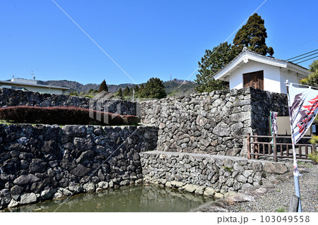 竹中半兵衛の美濃「菩提山城」 遺構と廓群 竹中半兵衛の美濃「菩提山城」 遺構と廓群 103049558