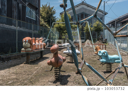 長谷寺駅付近の小さな公園　遊具（奈良県桜井市初瀬） 103053732