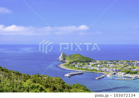 立石山から見た糸島の美しい風景　福岡県糸島市 103072134